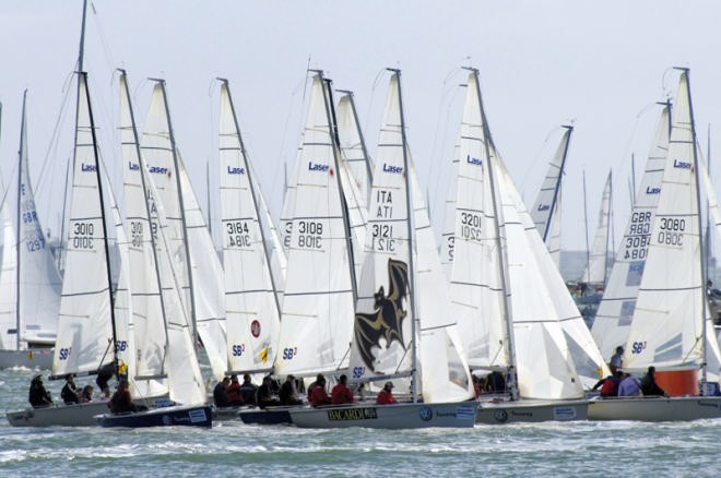 Laser SB3 start abandoned - Skandia Cowes Week 2006 © Steve Arkley http://www.sailshots.co.uk